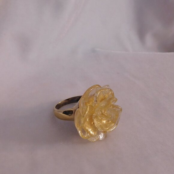 Ladies Venetiaurum Flower Designed Ring - Made in Italy - Picture 4 of 6